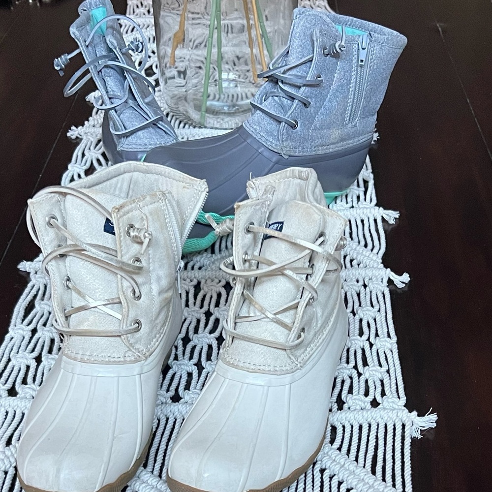Sperry rain booties in woman's and girls